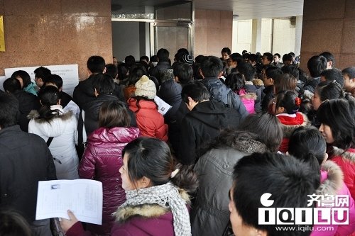 組圖：今日山東10萬考生走進國家公務(wù)員考場